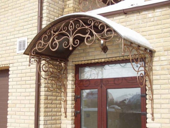 Козырьки со стеклом и витражами